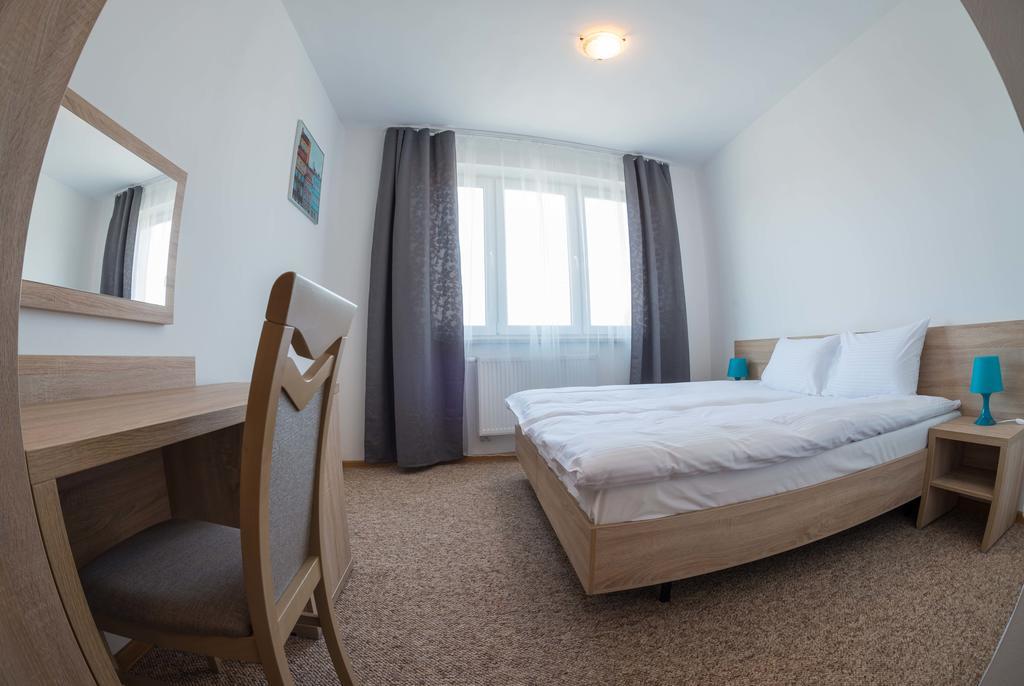 Patra Bed and Breakfast Warszawa Eksteriør billede