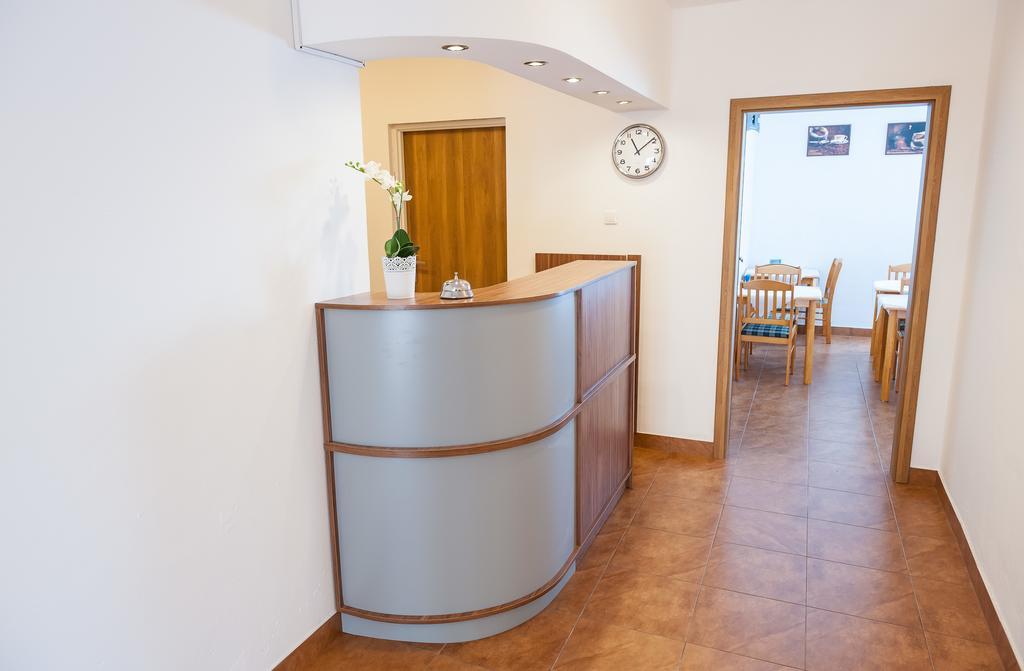 Patra Bed and Breakfast Warszawa Eksteriør billede