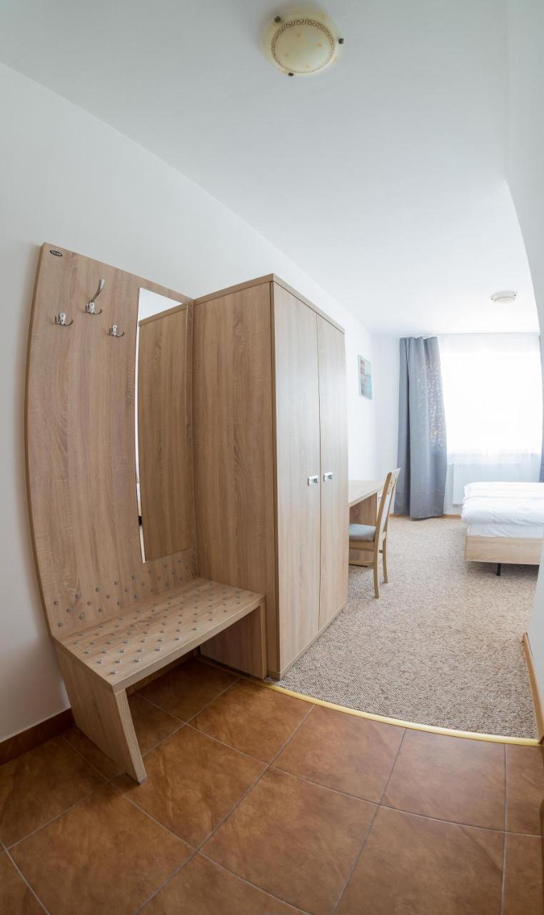 Patra Bed and Breakfast Warszawa Eksteriør billede
