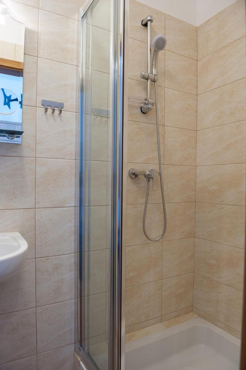 Patra Bed and Breakfast Warszawa Eksteriør billede