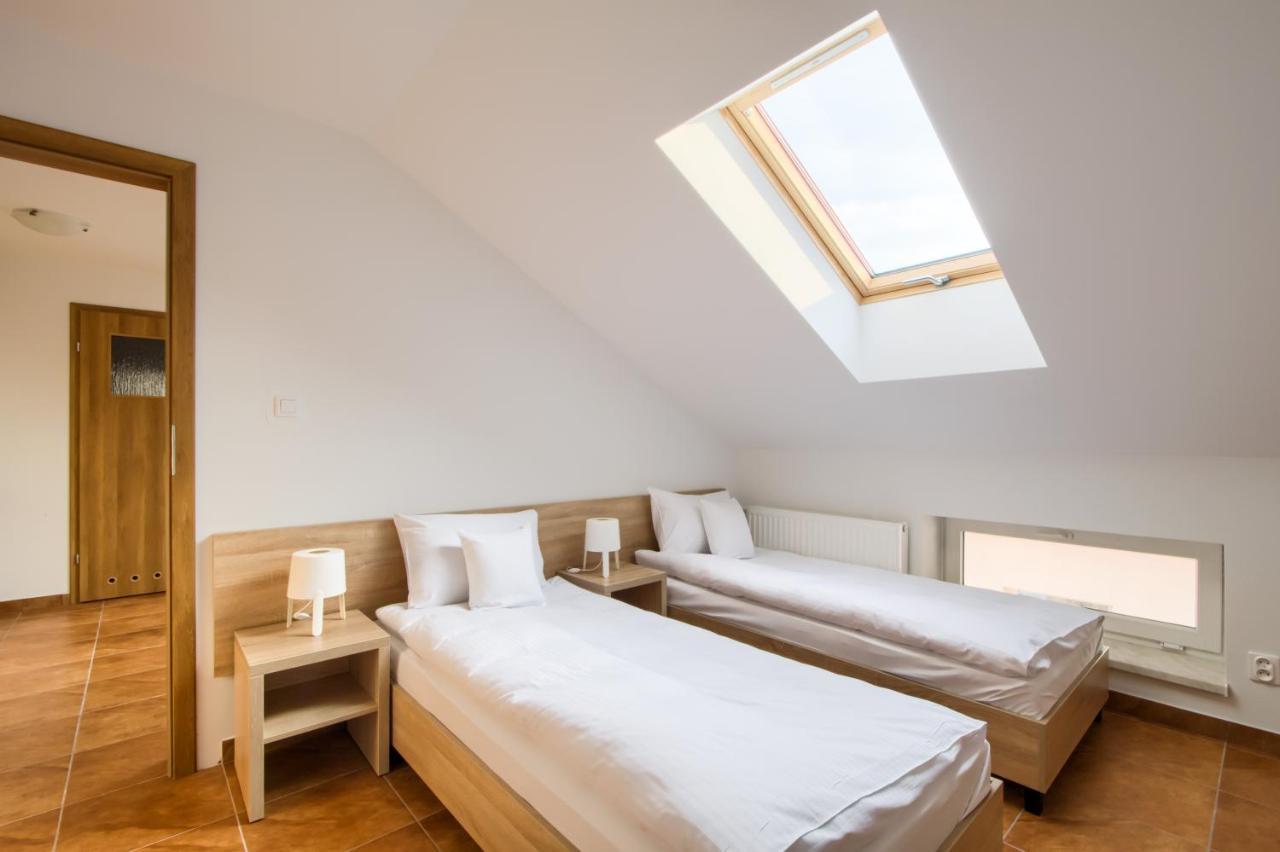 Patra Bed and Breakfast Warszawa Eksteriør billede